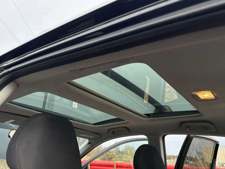 Honda C -RV 2.2 D /// 4X4