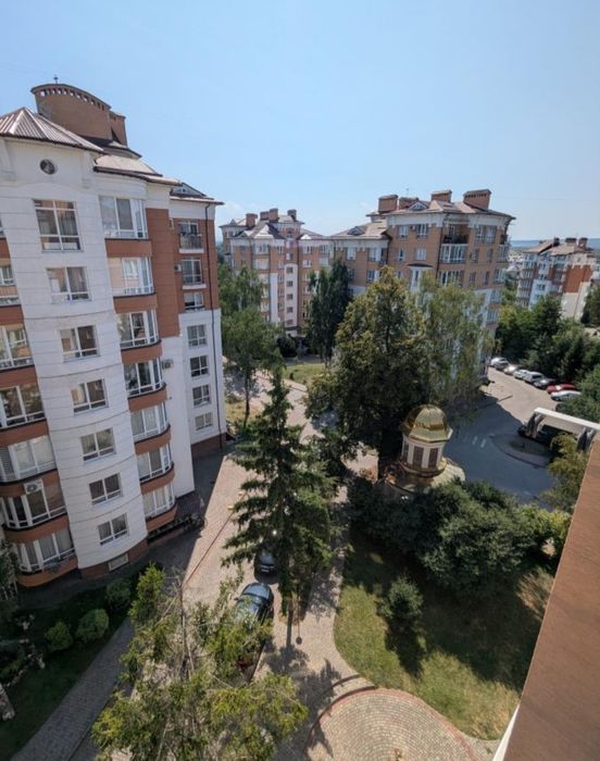 Продаж пентхауса в Калинова Слободі