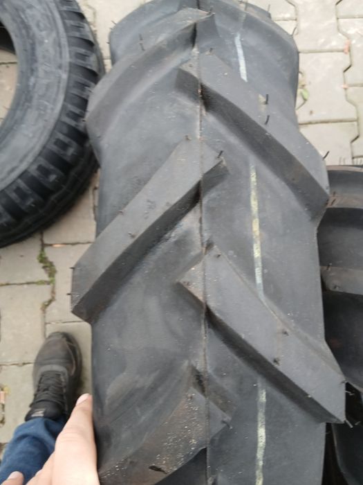 Шина 7.50-16 Pyrei