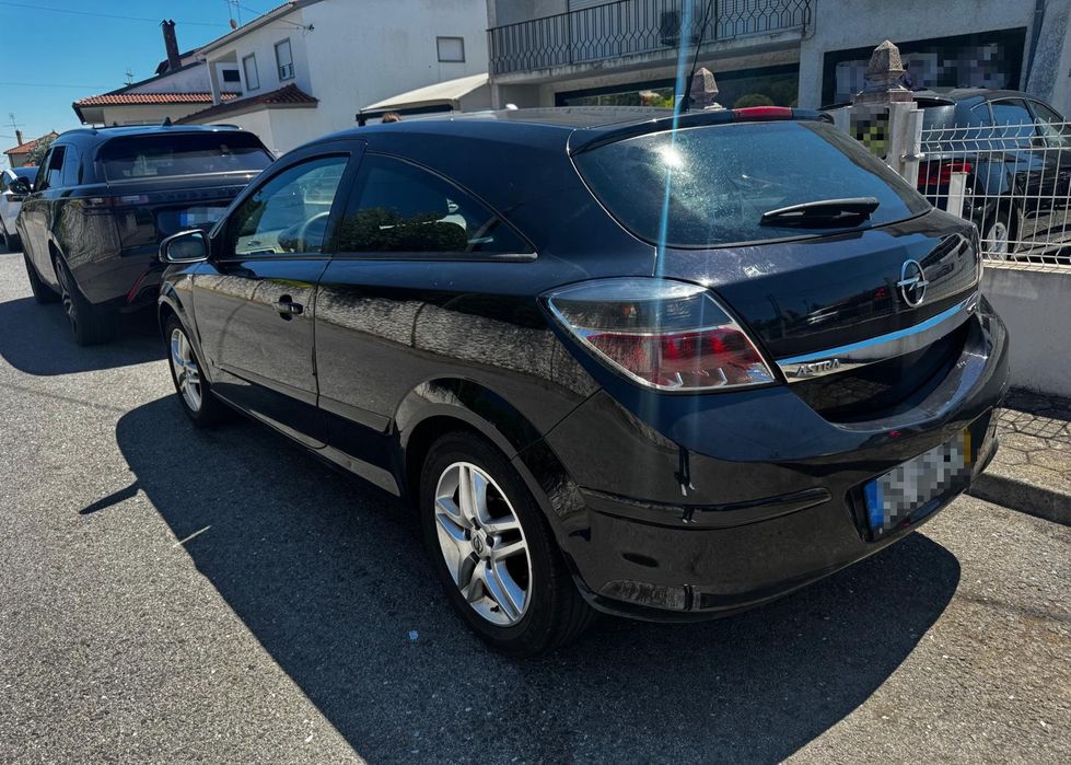 Opel Astra H GTC 1.3 CDTI