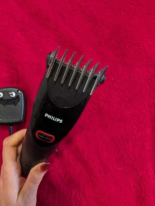 Машинка для стрижки волосся Philips QC5010

QC5010