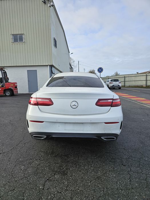 Mercedes-Benz E 220d Coupé 4 MATIC AMG  C238  de 2020 para peças