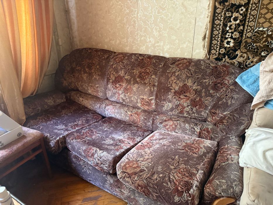 Диван безкоштовно