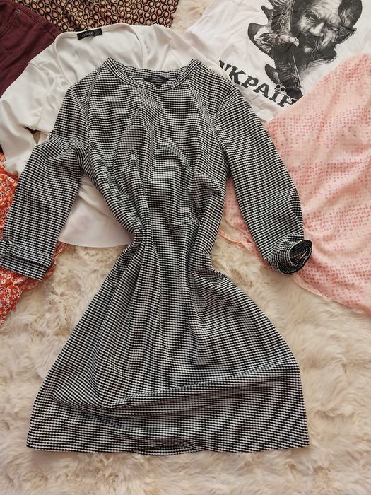 Лот речей на розмір М