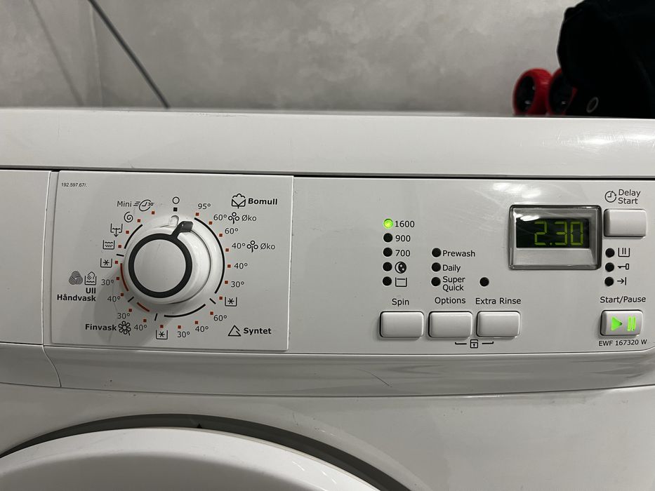 Пральна машина Electrolux