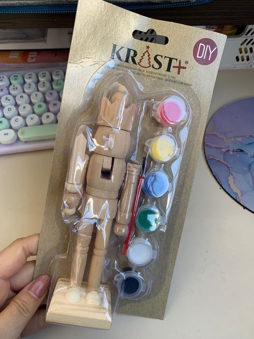 òscar e tintas para pintar