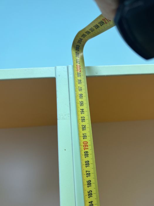 Меблі шкафи для роздрібної торгівлі