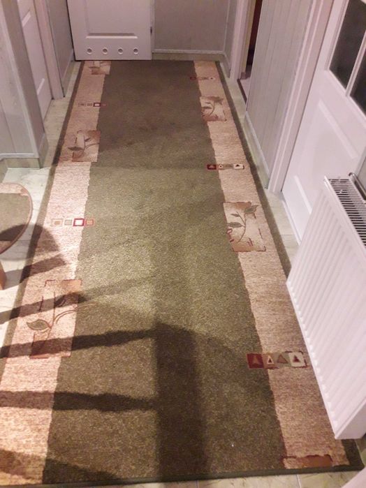 Sprzedam dywany i nakłatki na schody