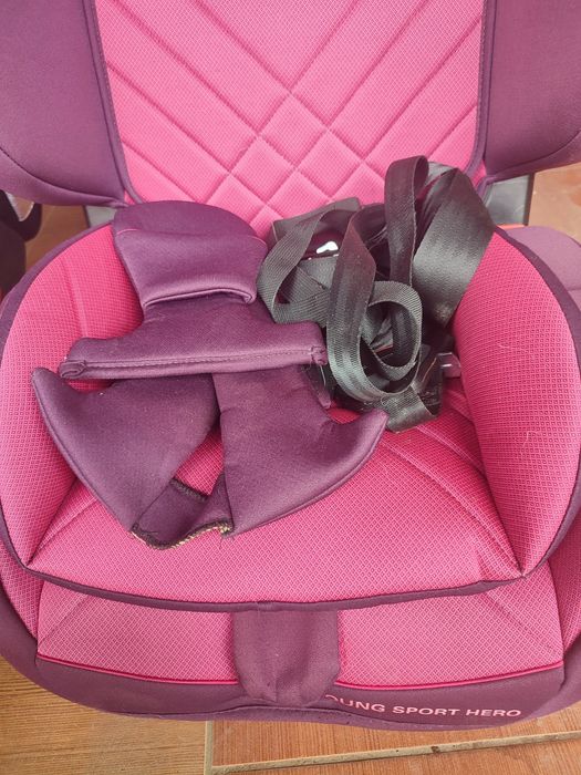 Fotelik samochodowy Recaro Young Sport Hero (9-36 kg)