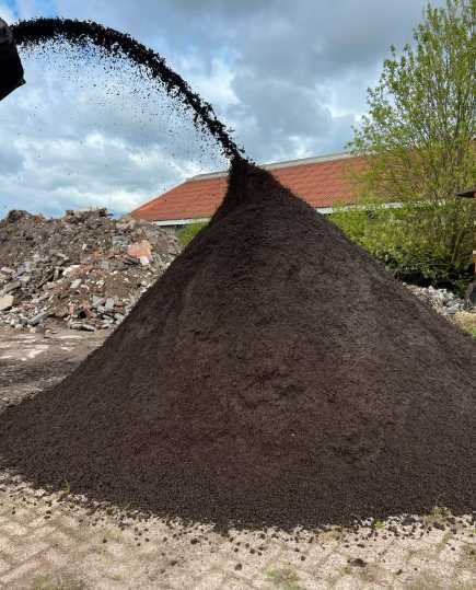 CZARNOZIEM ZIEMIA Ogrodowa KOMPOST naturalny Trawnik PRZESIANA 3- 23t