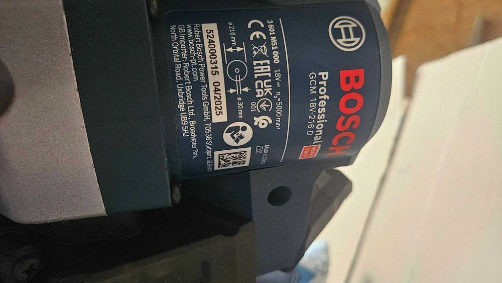 Ukośnica z posuwem Bosch BiTurbo GCM 18V-216 bez aku