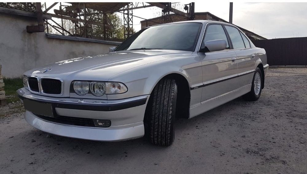 Продам Бмв е38 bi tirbo 3.9