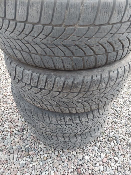 225/60r17 zimowe dunlop