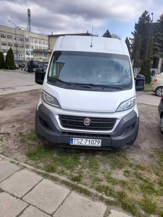 Wynajem busa Fiat Ducato L4H2