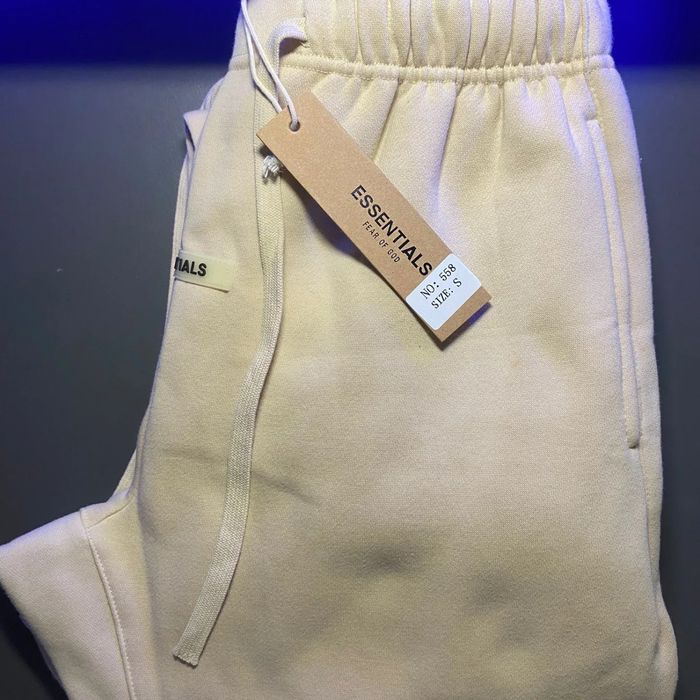 Calça Essentiel Fear of God