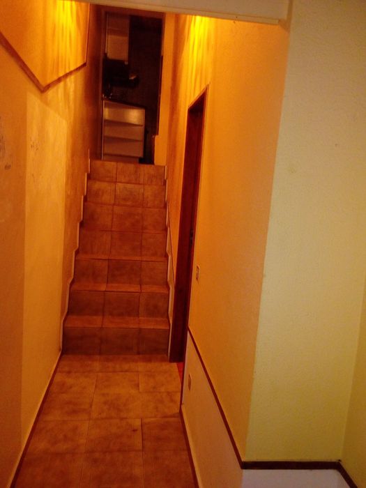 VENDIDA !! Escritura em marcacao.Casa individual para renovar