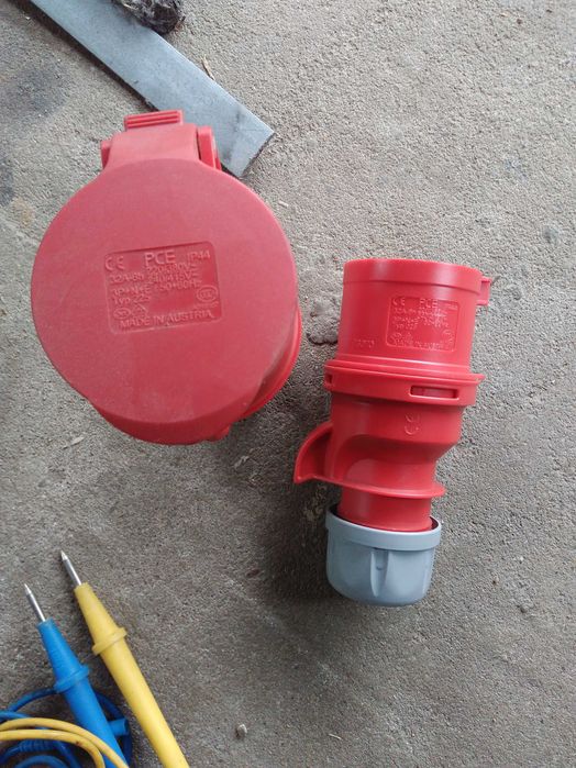 wtyczki, gniazda 380V puszki instalacyjne na kable