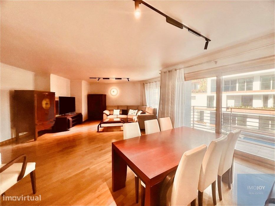 Apartamento T3 com vista Mar em Cascais