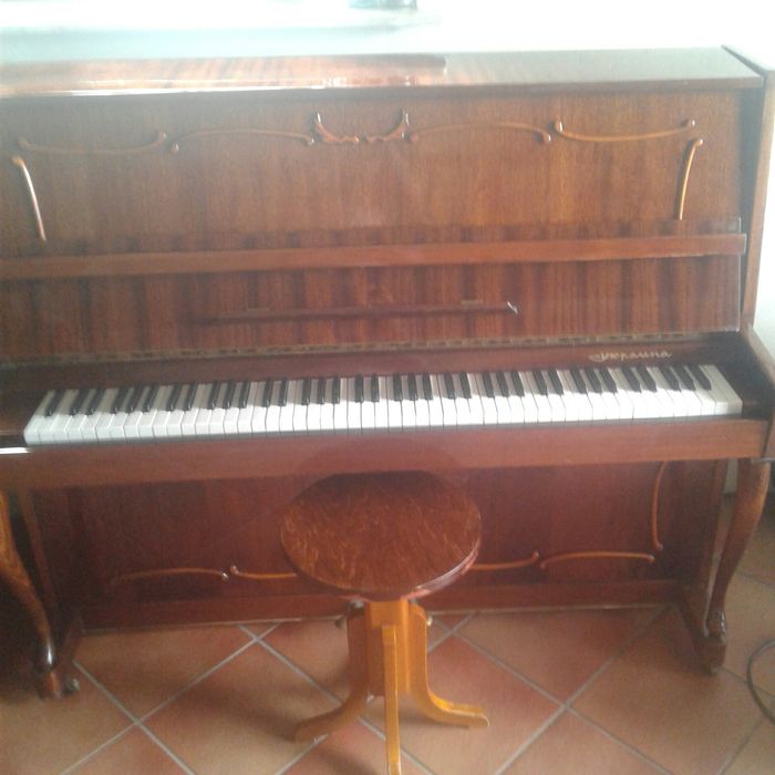 Pianino w bardzo dobrym stanie