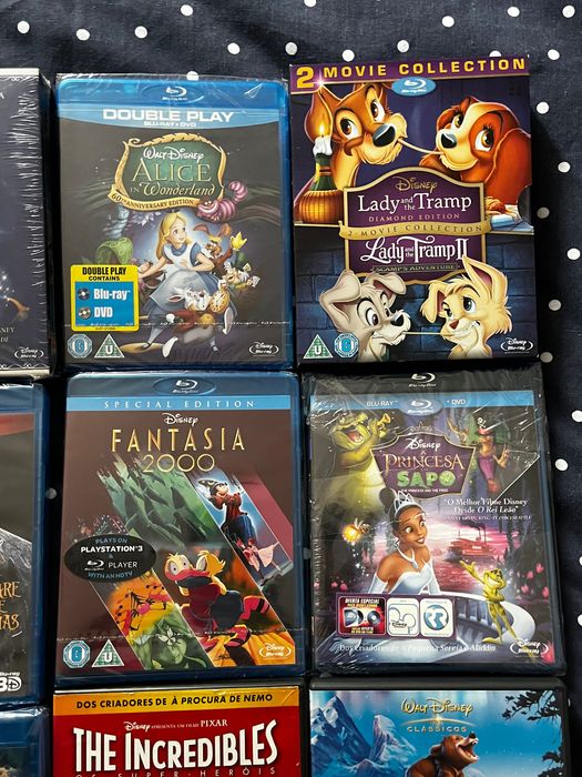Disney/ Pixar Blu-Ray  e DVD Bambi, Cinderela, Brave, Peter Pan, Alice, Dama e o Vagabundo