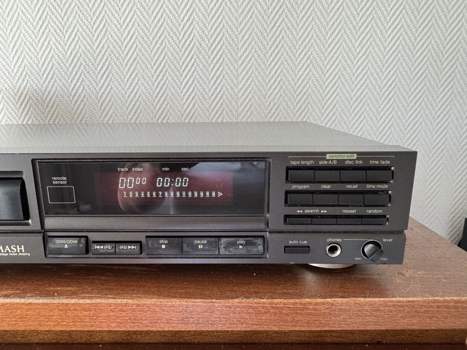 Odtwarzacz Technics SL-P277A
