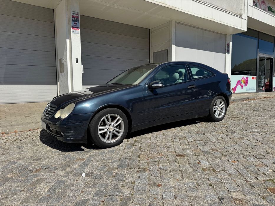 Mercedes-Benz C 220