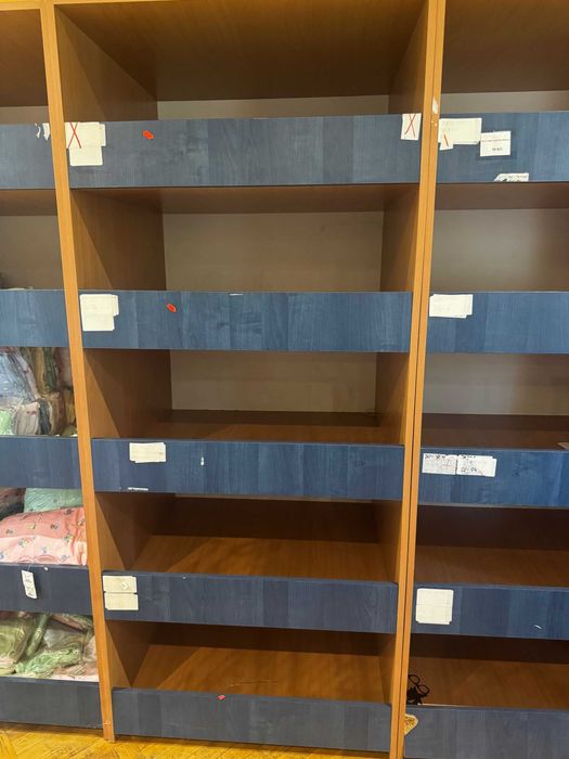 regał z płyty meblowej