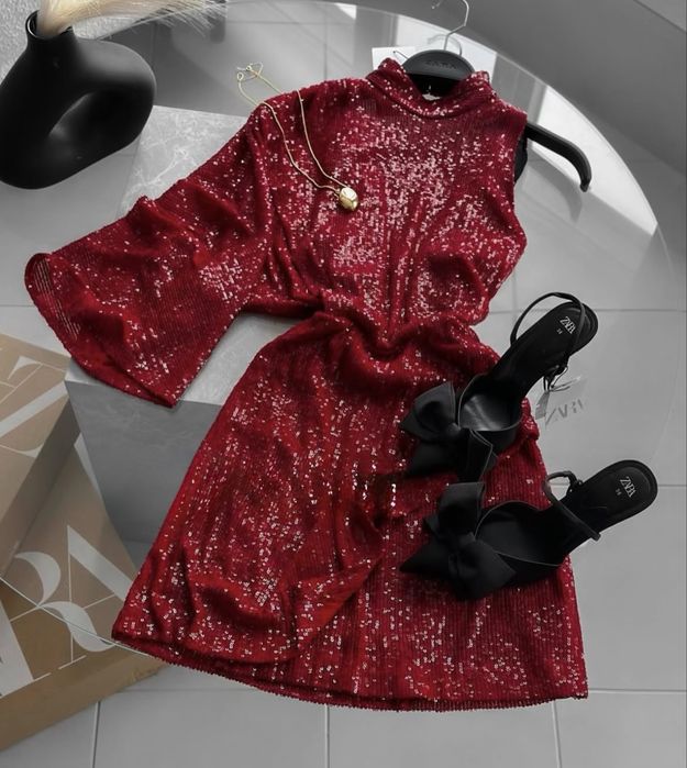 Червона сукня  від Zara