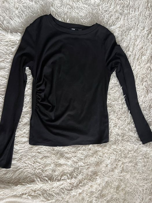 Кофта зі збіркою