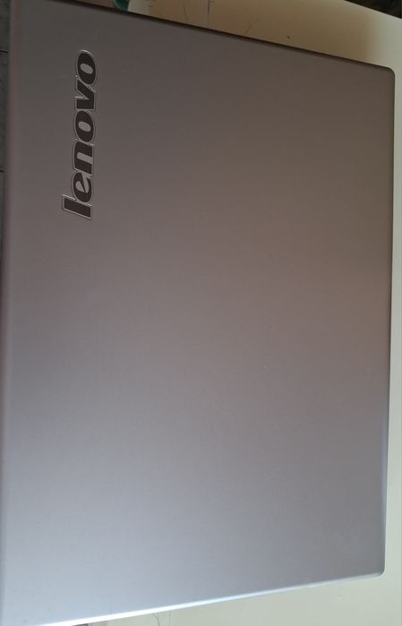 Laptop Lenovo n500