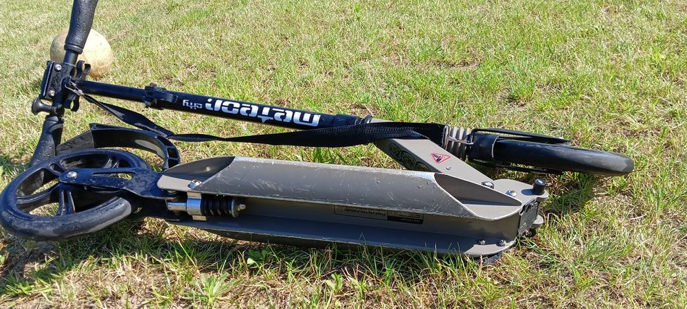 Hulajnoga meteor city