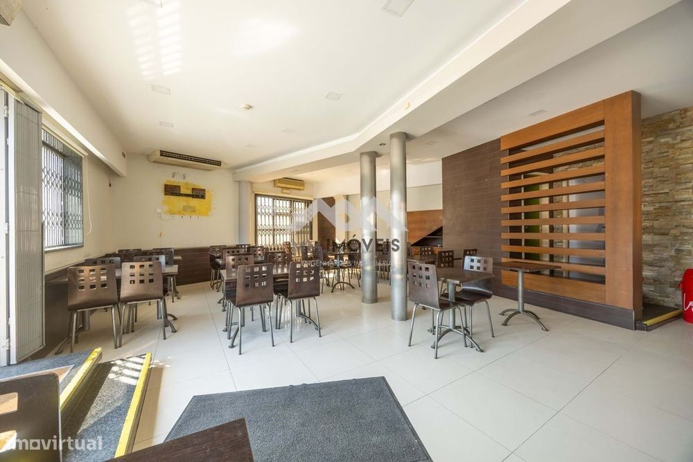 Imóvel Único: Habitação + Espaço Comercial | Excelente Oportunidade de