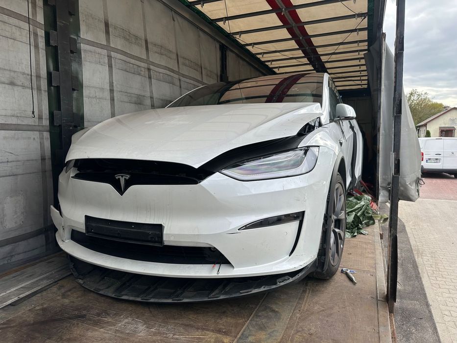 TESLA MODEL X 2022- PALLADIUM PLAID NA CZĘŚCI EU.