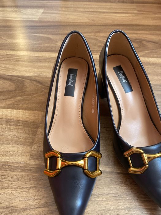 Buty damskie na obcasie
