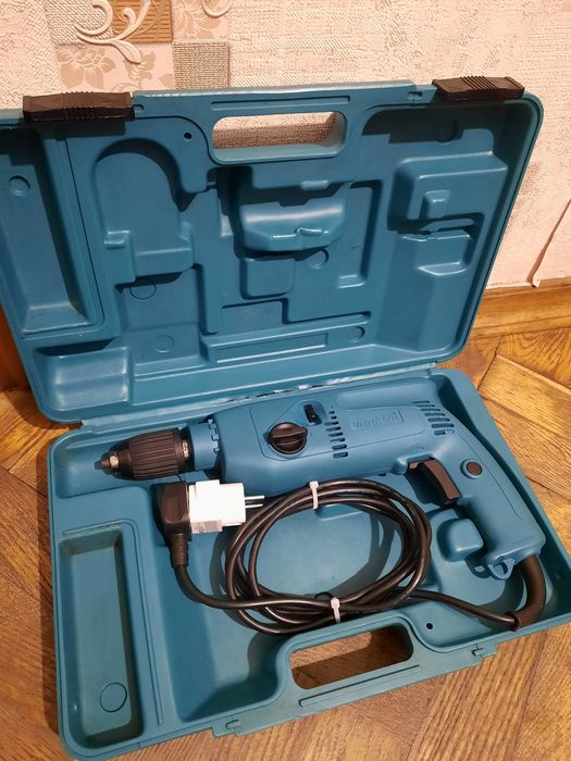 Оригінал,Англія!!Дрель ударна двухшвидкісна Makita HP2041,650вт