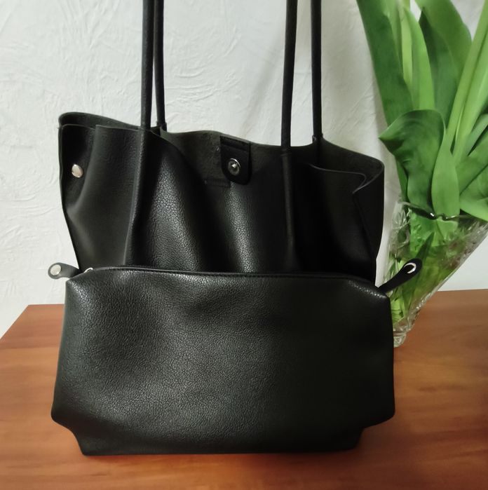 Шопер "Sinsay"  чорного кольору