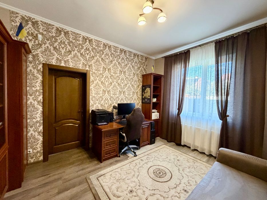 Продаж будинку преміум класу. Гатне. вул. Курганна