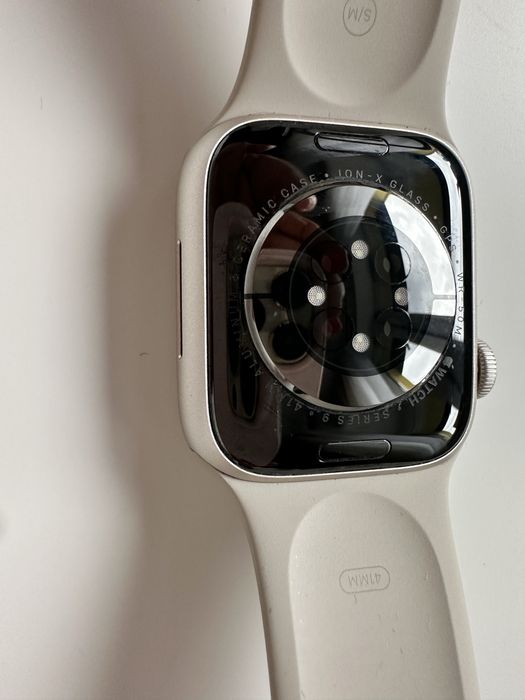 Apple Watch series 9 41mm Starlight