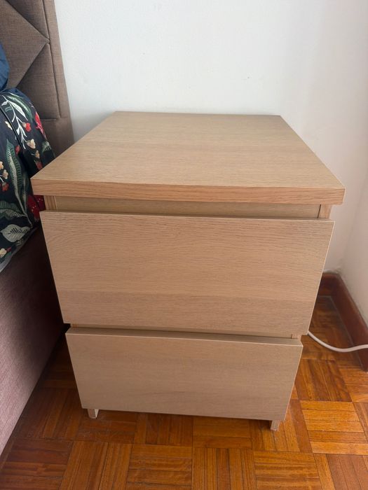Mesa de cabeceira