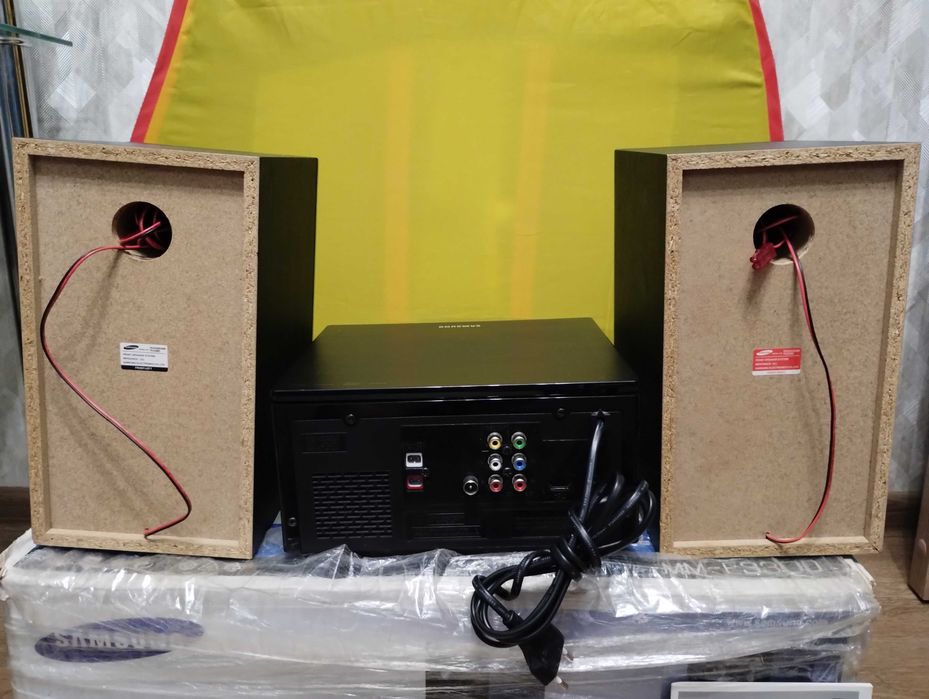 Современный караоке ( Заводской блютуз / USB / DVD / CD / MP3 / HDMI