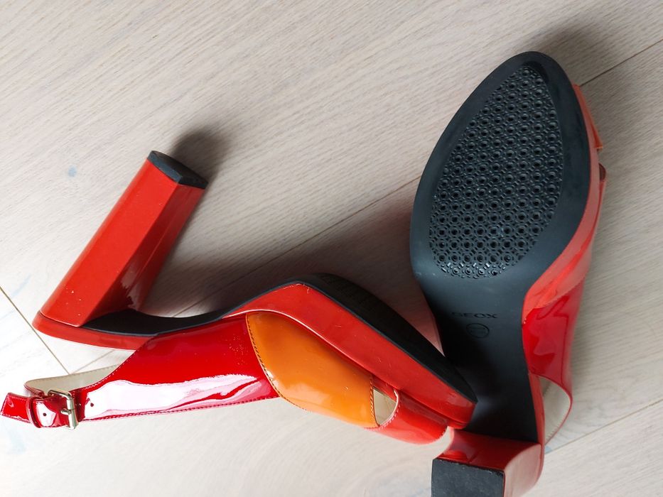 Piękne sandały Geox Respira 40