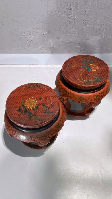 Zabytkowe Stoliki boczne postumenty chinoiserie