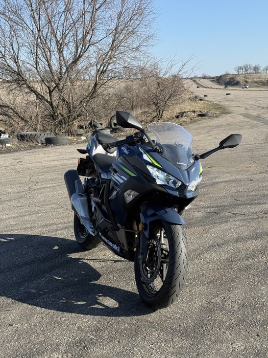 Kawasaki ninja 400