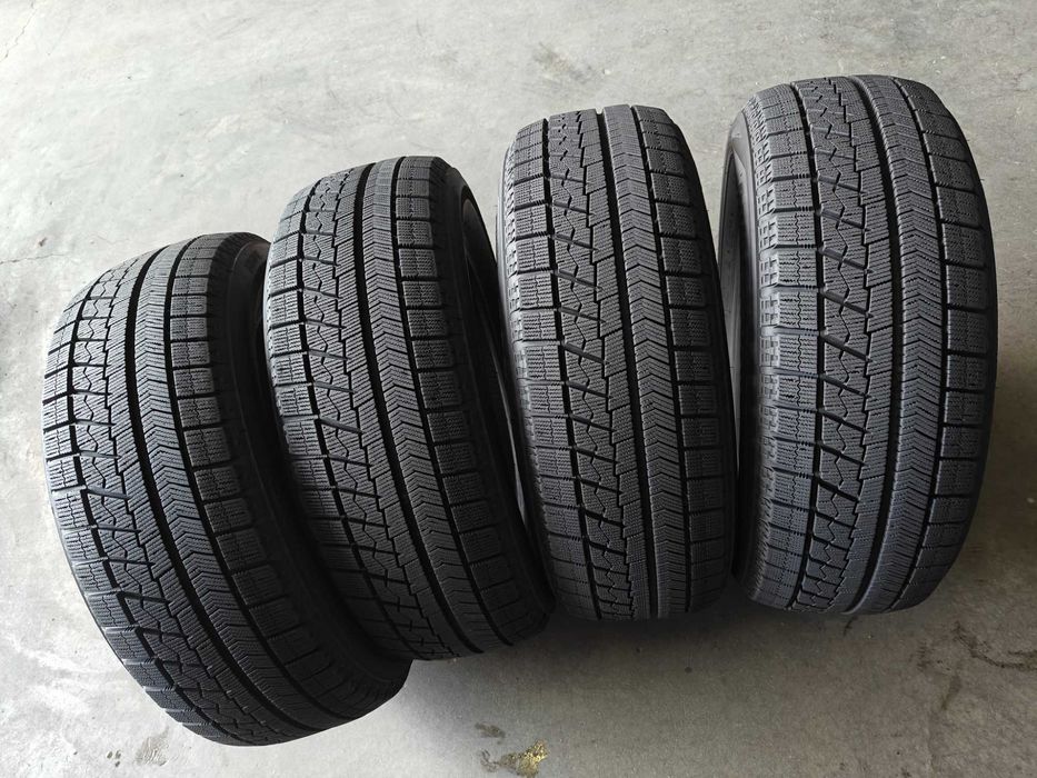Bridgestone Blizzak R16 205 60 шини зимові 24рік липучка скандинавка
