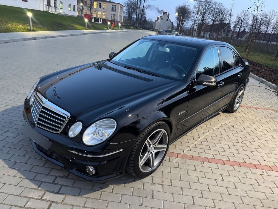 Mercedes-Benz Klasa E Marcedes E63 AMG Japonia