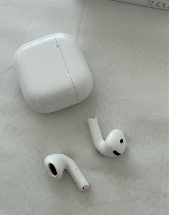 AirPods 4 with Noise Cancelling True Wireless Bluetooth64584545995393123