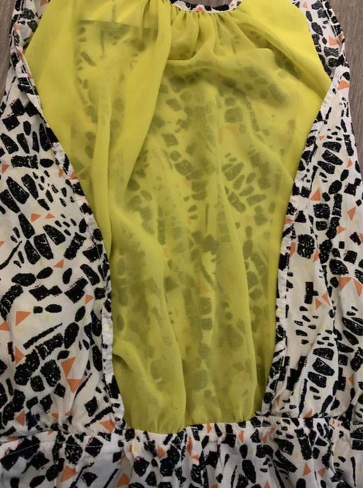 Комбез літній з легенької тканини Zara
Розмір xs