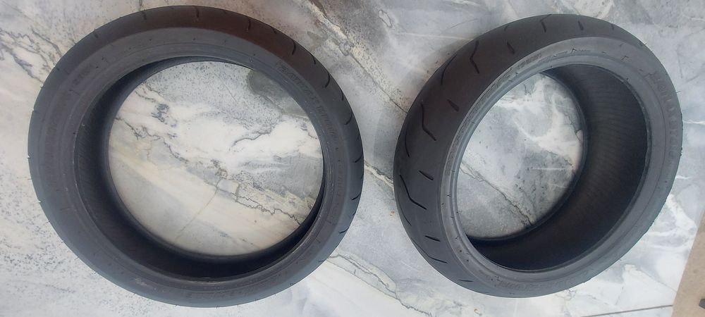 Pneus Brigestone Battlax bt016f 120/70zr17m e bt016r 190/50/17mc