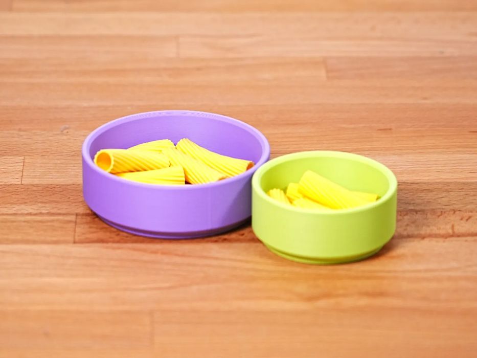 Conjunto de Pratos e Tigelas Empilháveis para Brincar