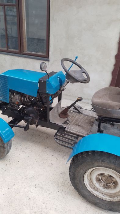 Продам мінітрактор 50000